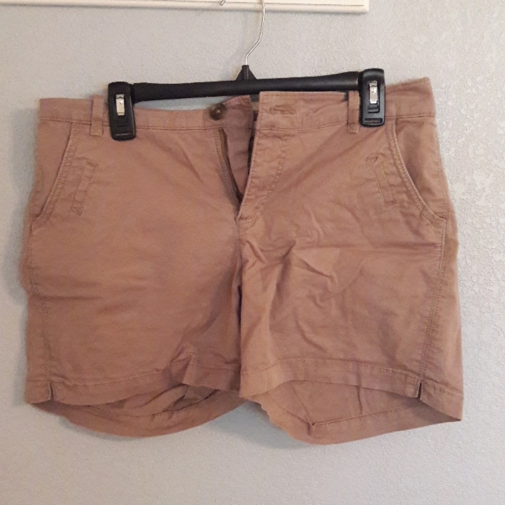 💎 2/$10 💎 Khaki Shorts